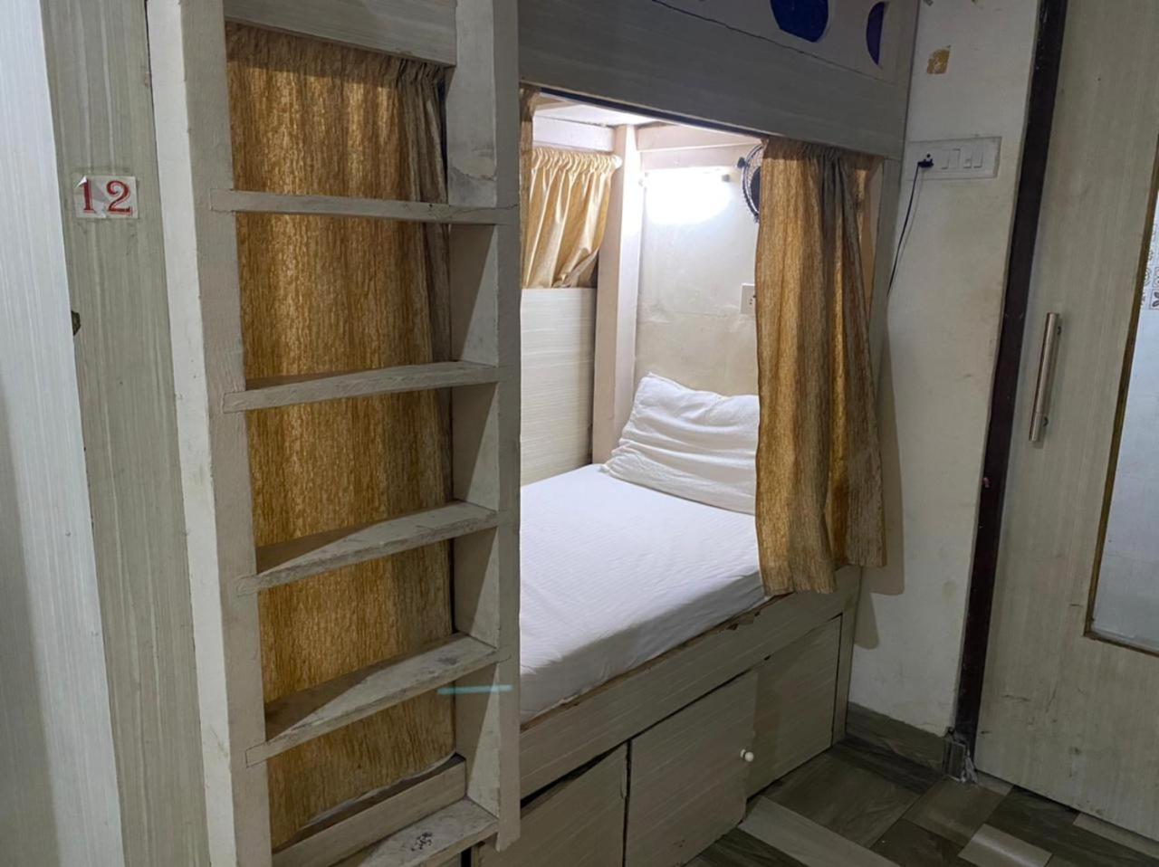 Airport Inn Residency Mumbai  Buitenkant foto